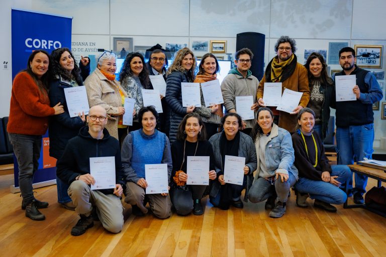 Más de 30 emprendedores se certifican en la Escuela de Resiliencia Creativa